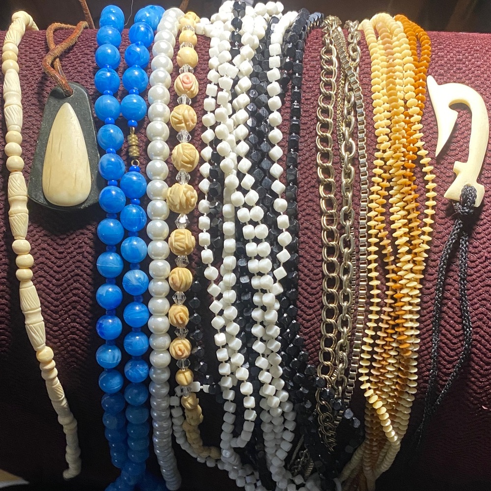 Lot 400g+ Multicolor Beaded Necklaces resin metal bone carved beaded vintage